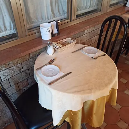 Verona فندق ريكوارو تيرمي
